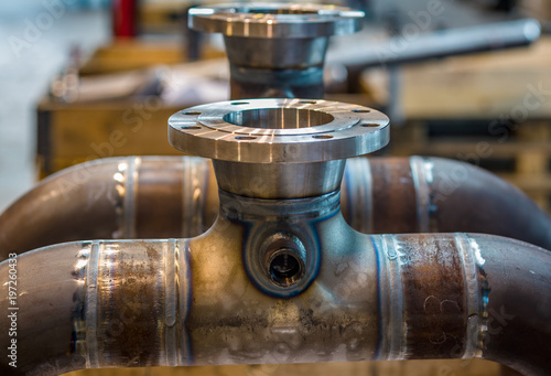 piping construction