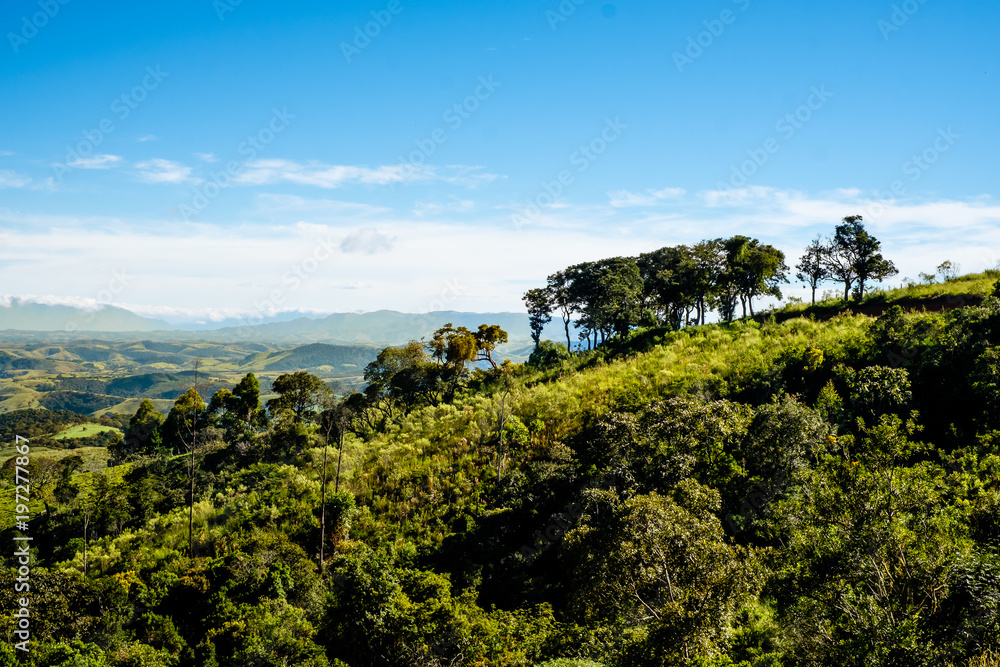 Obraz premium Mountain view from farm in Cunha, Sao Paulo. Mountain range in t