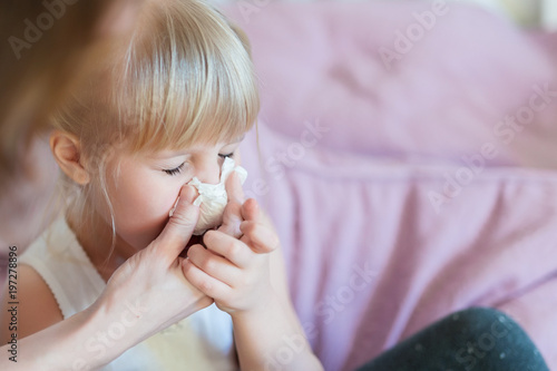 Konstfotografi Child with runny nose
