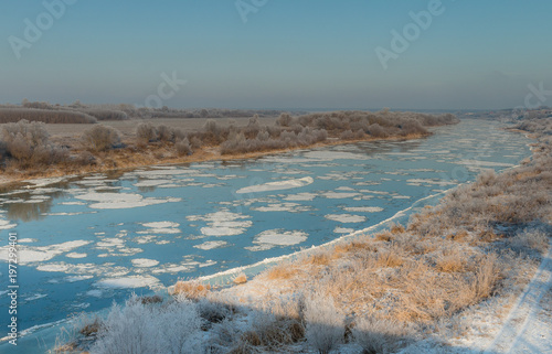 Fotografie Debacle, ice drift on the river