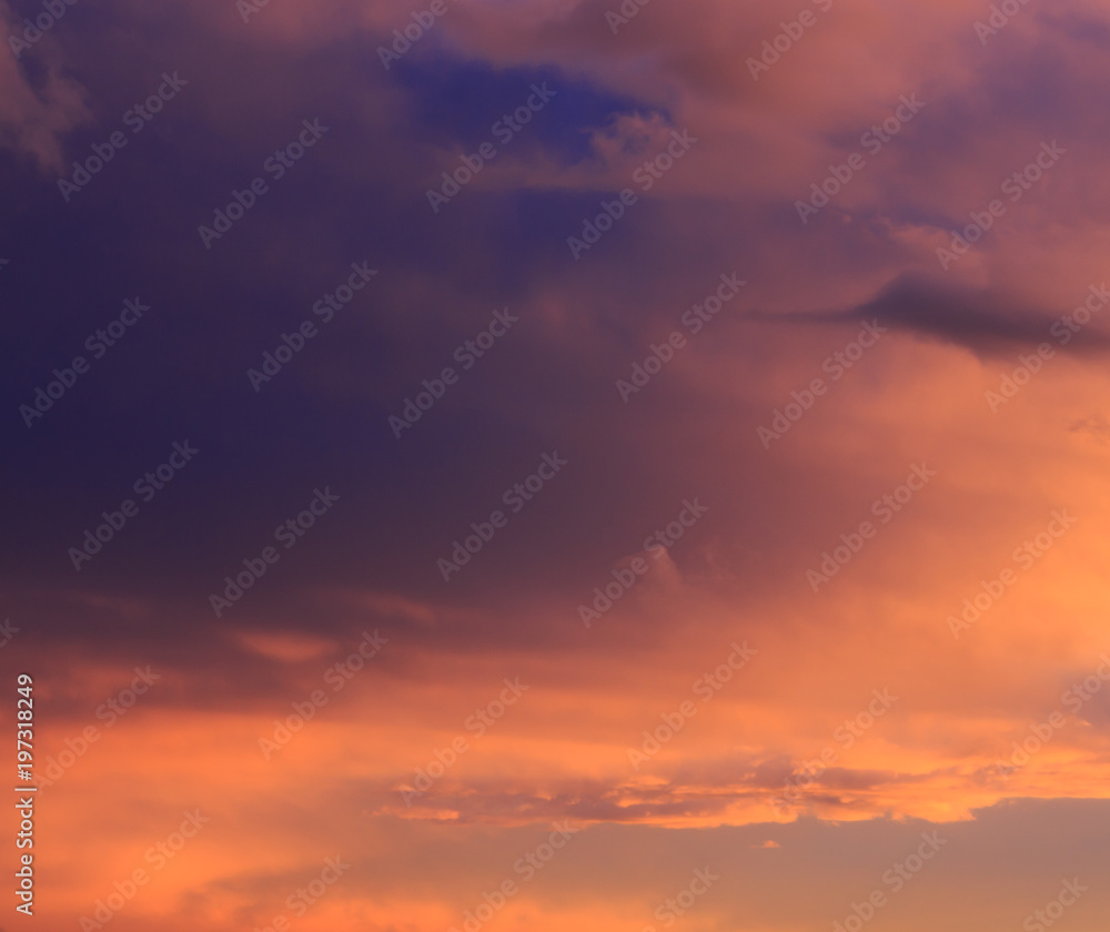 Evening of clouds, a sunset show