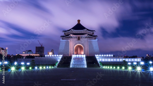 Long exposure of National Chiang Kai-shek Memorial Hall 2