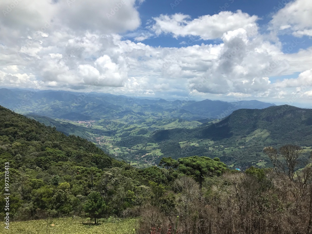 Obraz premium Vista da pedra do baú