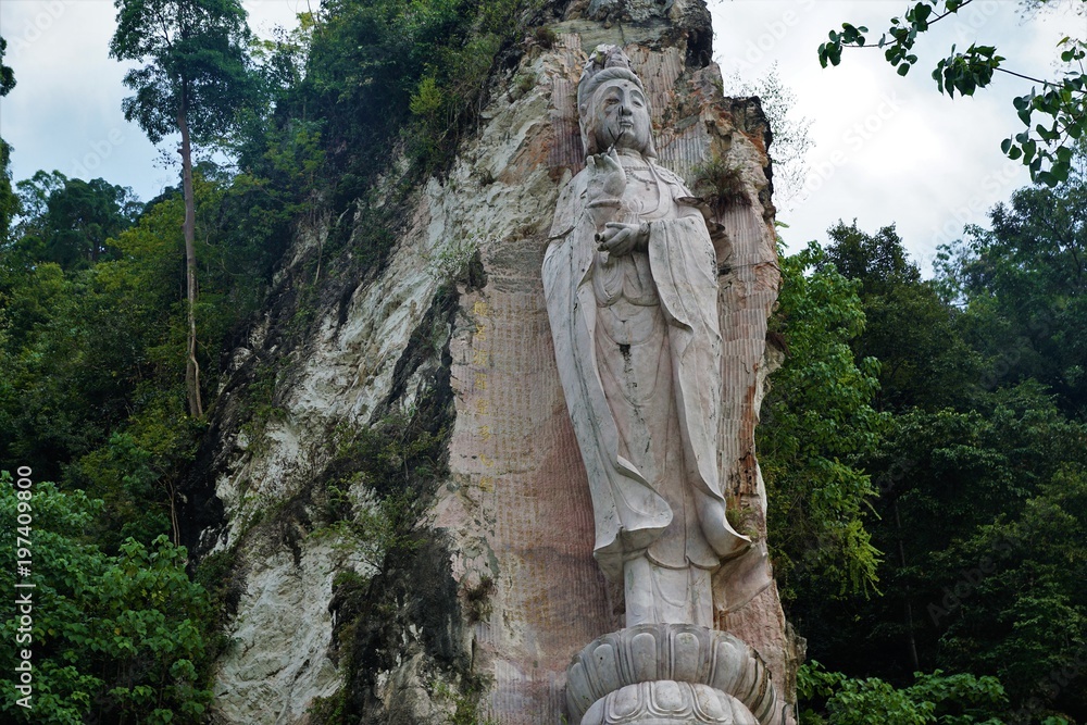 Langkawi Lucky Tempel Wat Koh Wanararm Langkawi Bukit Putih - Jalan Air Hangat, Kuah, Langkawi, Malaysia Langkawi Lucky Tempel Wat Koh Wanararm Langkawi Bukit Putih - Jalan Air Hangat, Kuah, Langkawi, Malaysia