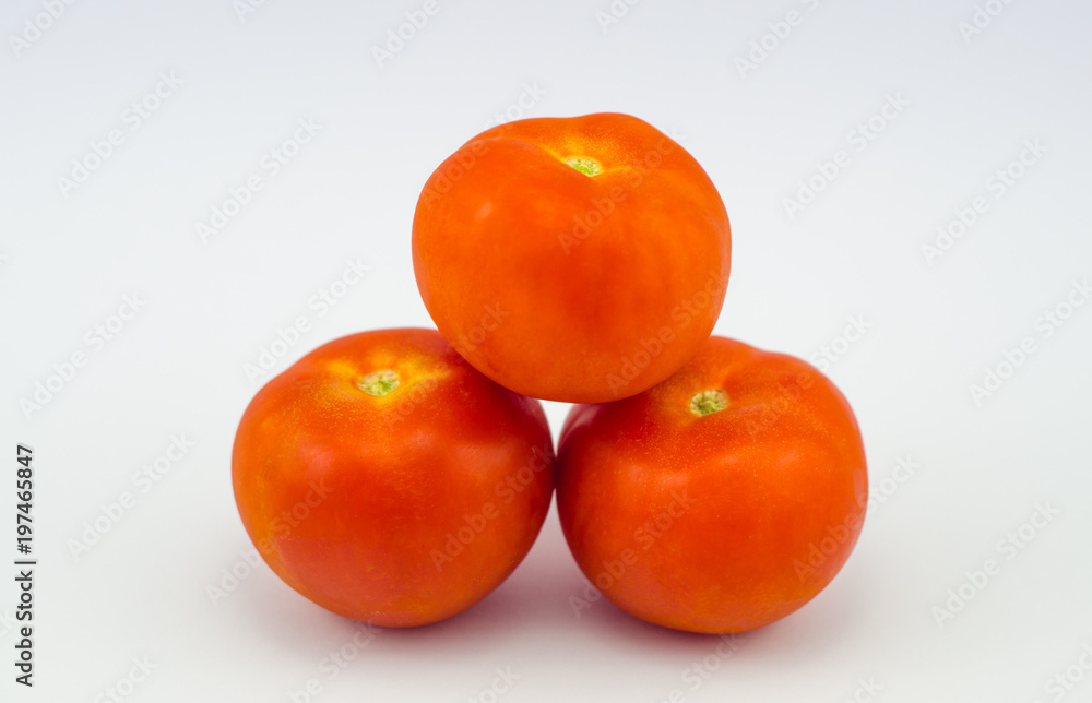 tomates de temporada rojos y sanos tomates de temporada rojos y sanos