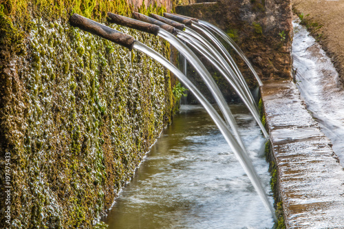 Konstfotografi Abundante fuente de agua
