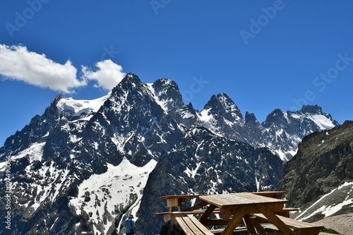 Le Pelvoux et la Barre des Ecrins, vu du refuge du Glacier blanc