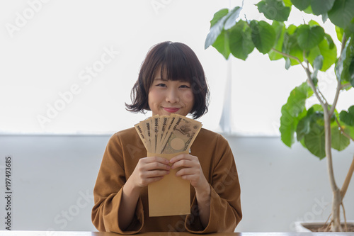 女子大生奨学金イメージ