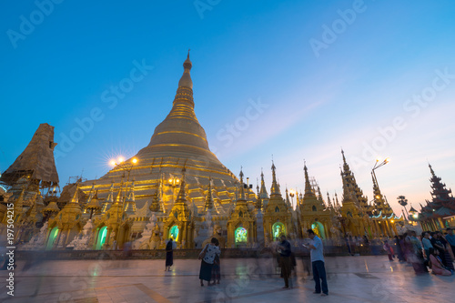Shwedagon at dawn © gooutsight