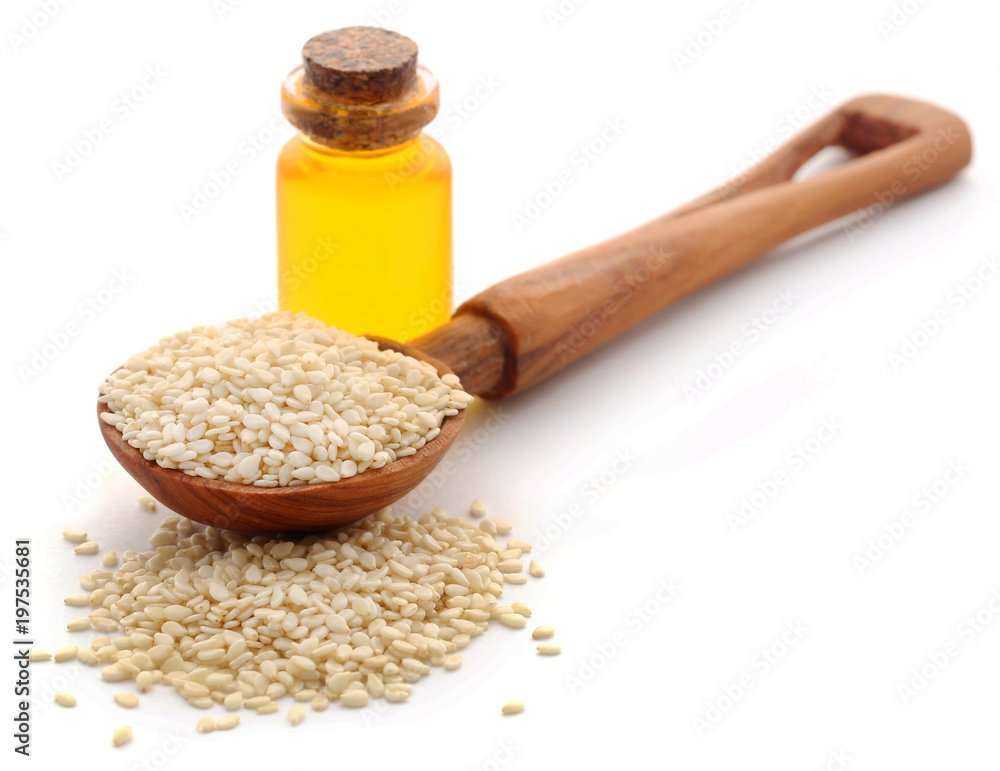Peeled sesame seeds with oil Peeled sesame seeds with oil