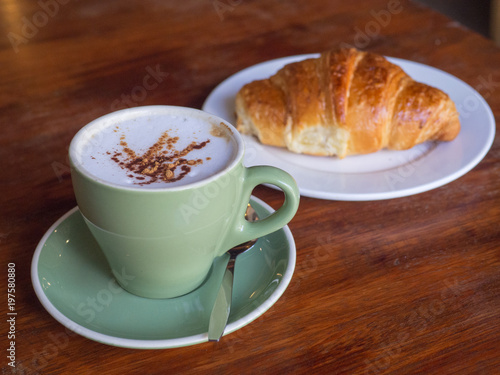 Fototapeta Naklejka Na Ścianę i Meble -  Cappuccino and Croissant