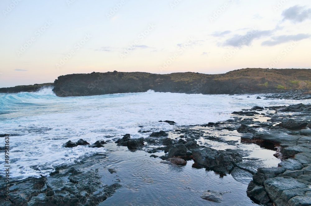 Obraz premium Ocean Bluff Green Sand Beach