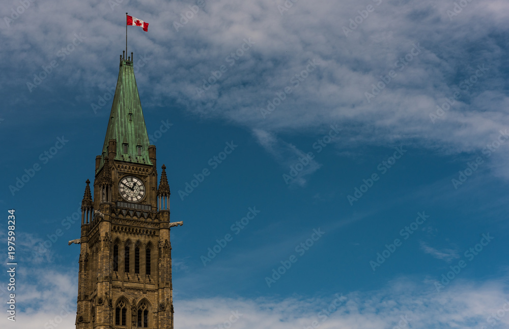 Kanadische Flagge auf dem Peace Tower in Ottawa, Kanada