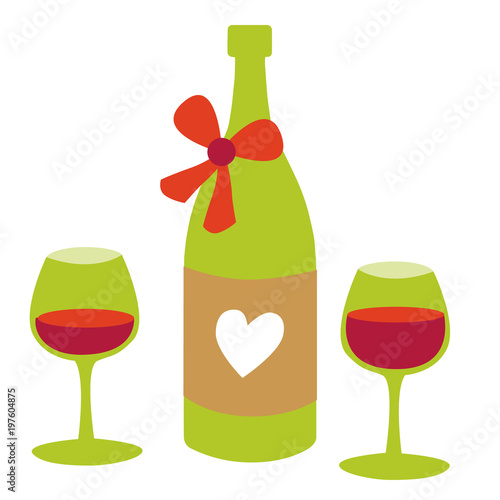 Flasche mit Wein, Scheife und Herz und Weingläsern
