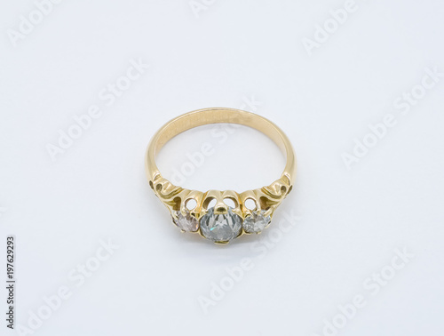 Ladies Antique Gold Ring Three Stones
