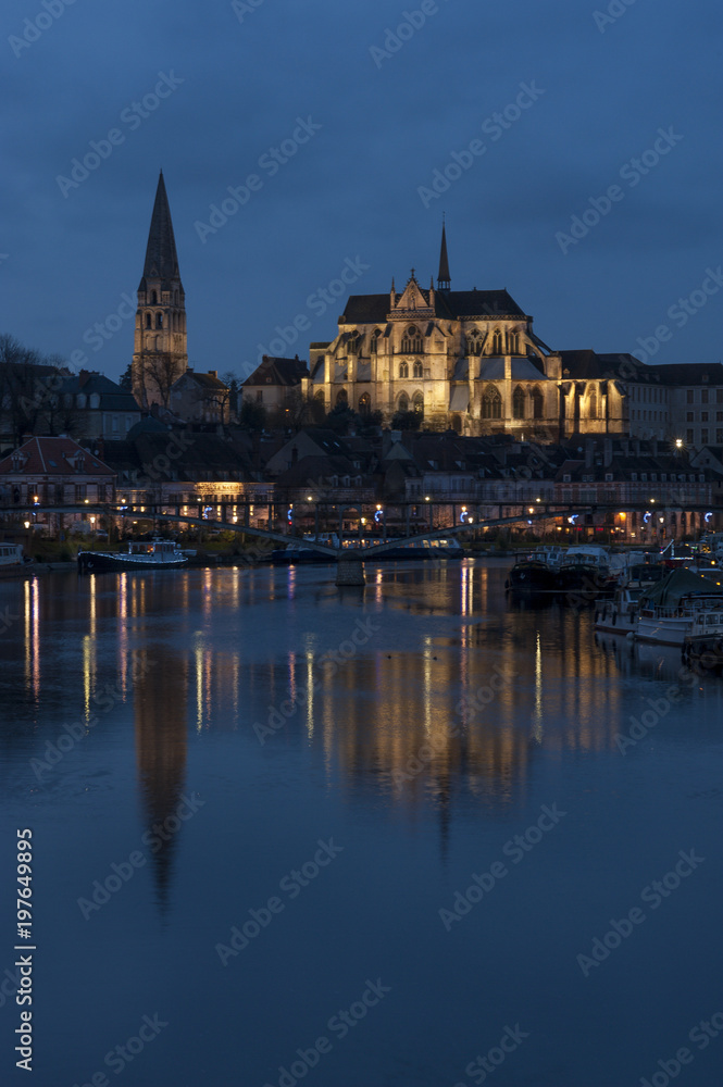 Auxerre et l'Yonne la nuit
