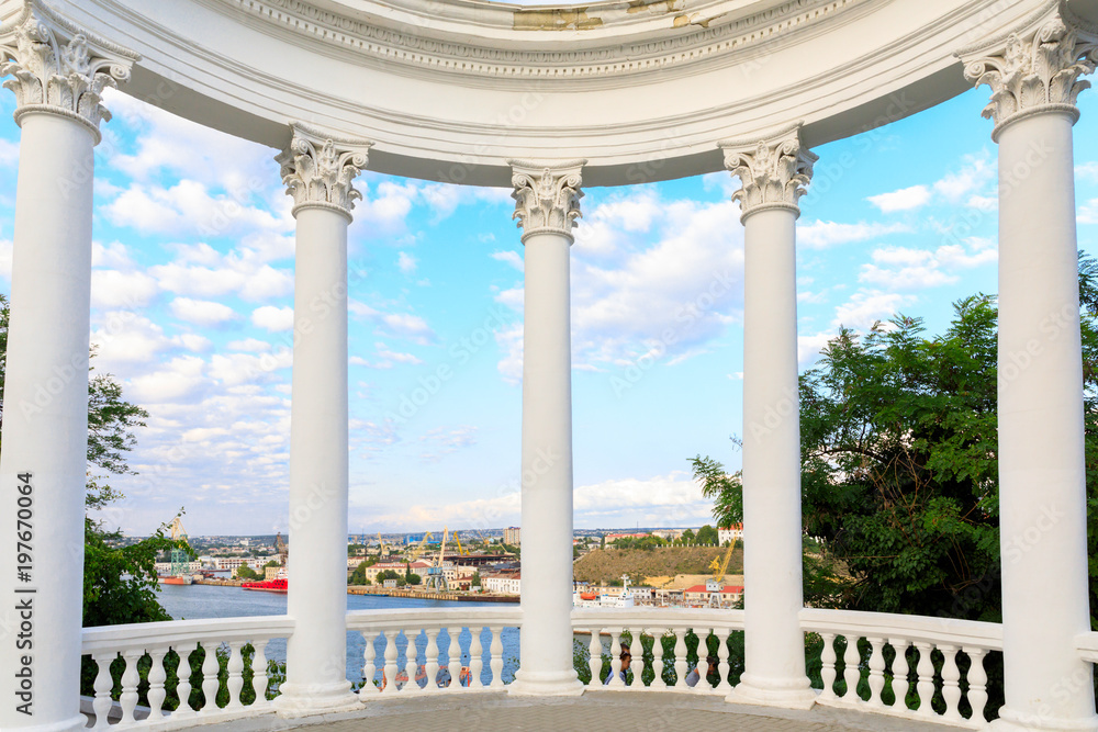Fototapeta premium Sevastopol, rotunda overlooking the Southern bay, the Crimea, Russia