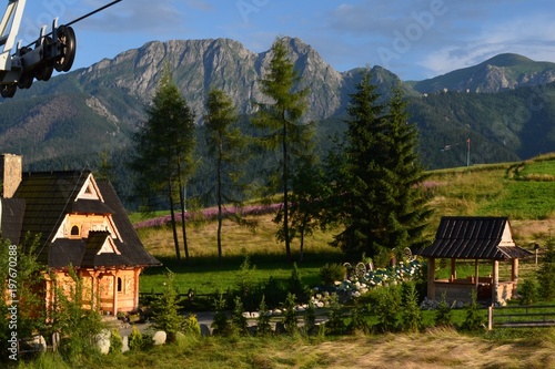 Tatry, widok na Giewont z kolejki na Butorowy Wierch