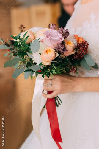 bride with wedding bouquet