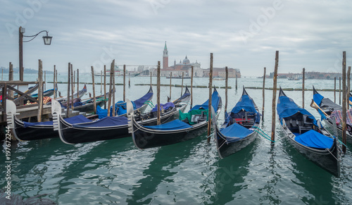 Venise, Italy - 03 10 2018: Le grand canal, ses gondoles et l'église San Giorgio Maggiore en fond © Franck Legros