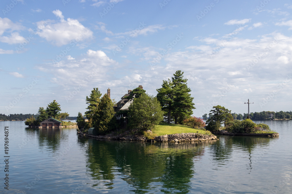 Thousand Island Cruise (Canada) Thousand Island Cruise (Canada)