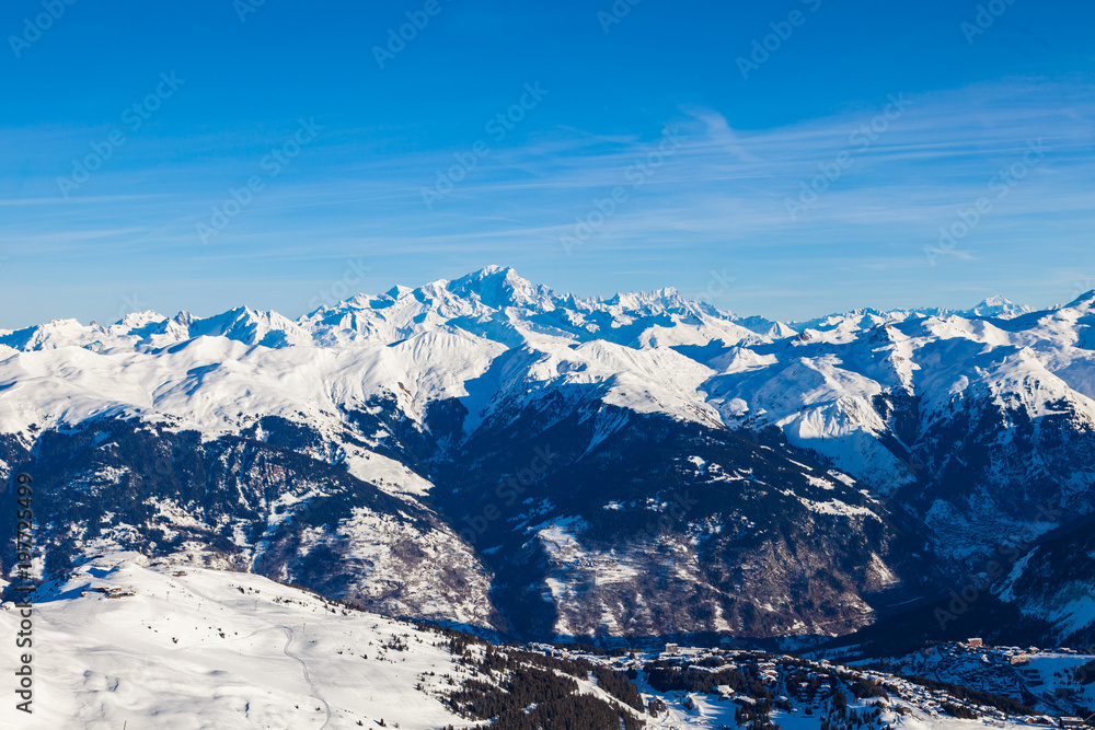 Fototapeta premium View from Saulire peak to french alpes, Three Valleys, France