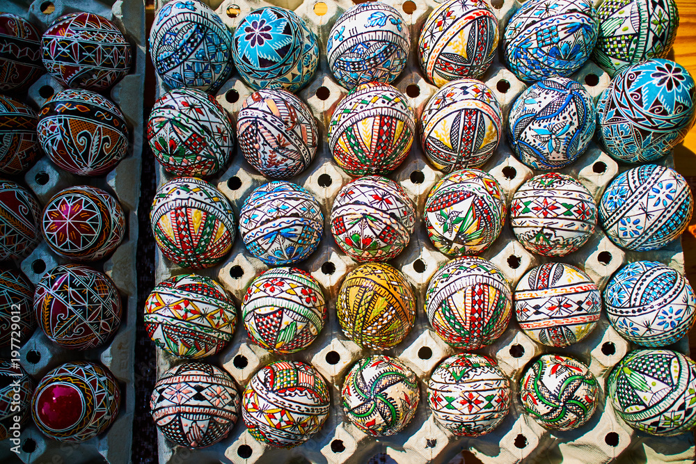 wooden eggs krashenki patterns
