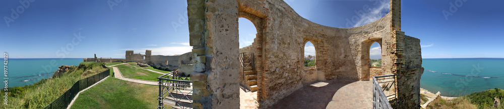 Ortona, castello aragonese dall'interno, panoramica a 360°