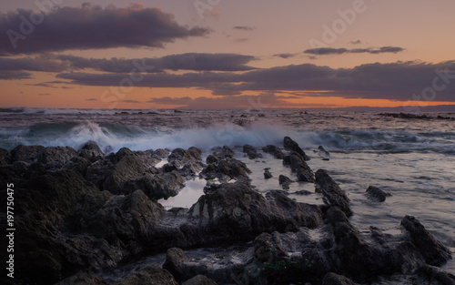 Wallpaper Mural 葉山一色海岸の夕日 Torontodigital.ca