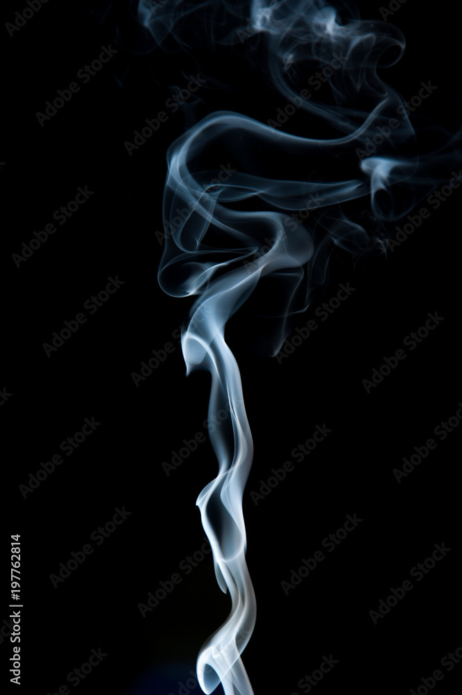 Fototapeta premium Unique white smoke pattern