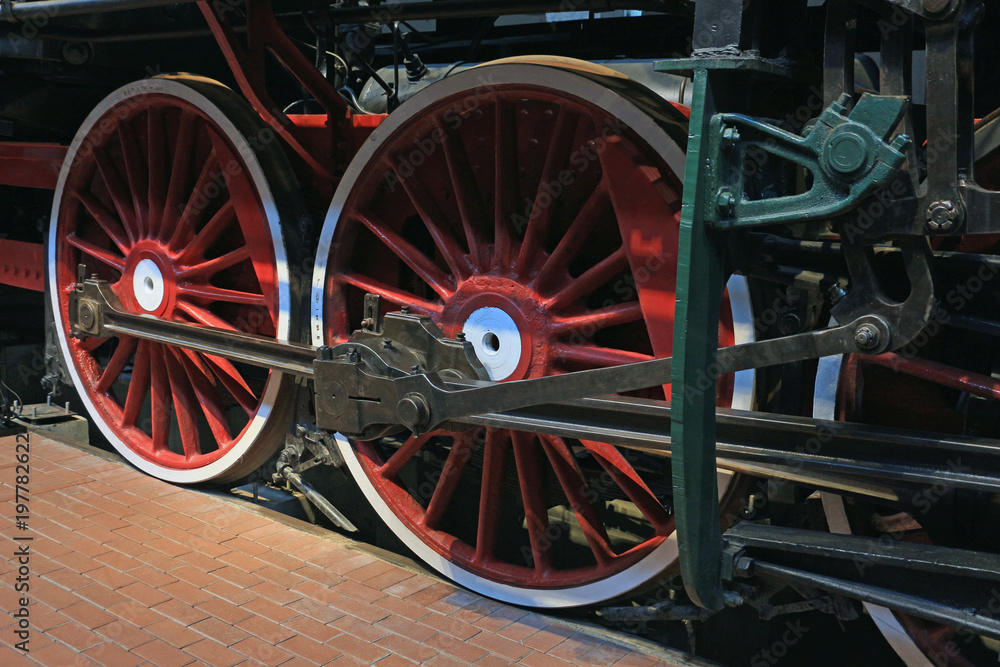 Fototapeta premium Wheels of a retro locomotive