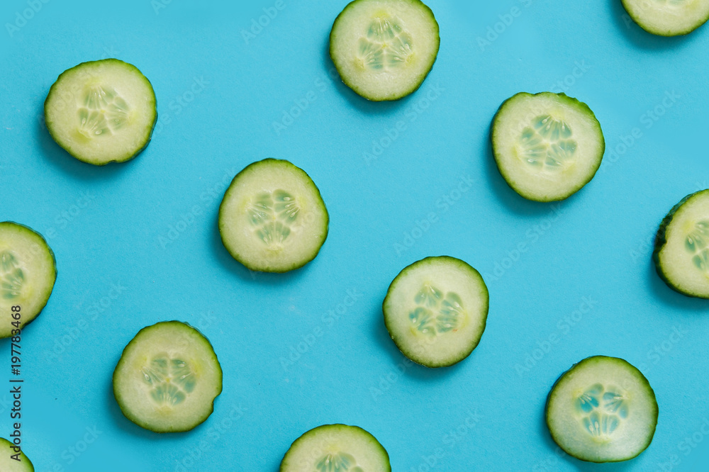 Slices of cucumbers.
Slices of cucumbers.