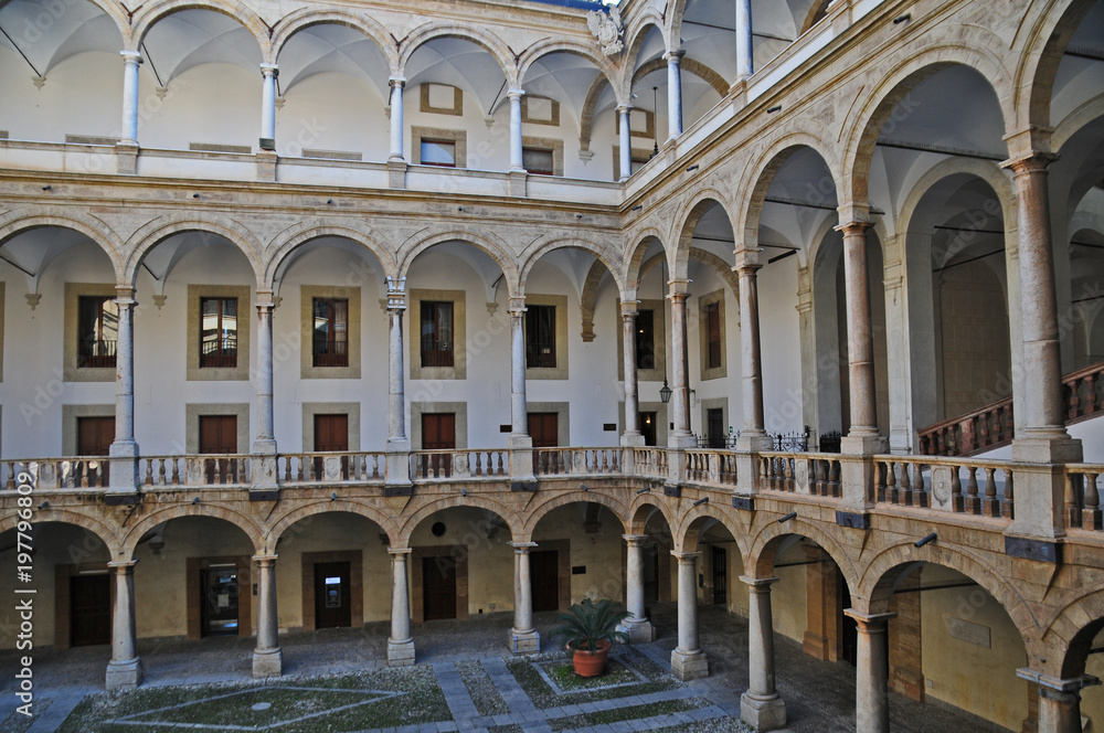 Palermo, interno di Palazzo dei Normanni