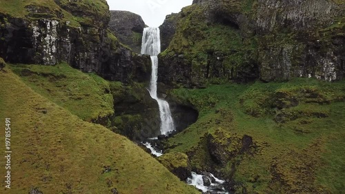 Wasserfall Island