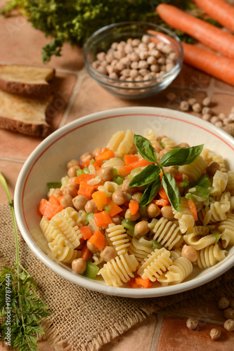 pasta with chickpeas, carrots and celery
