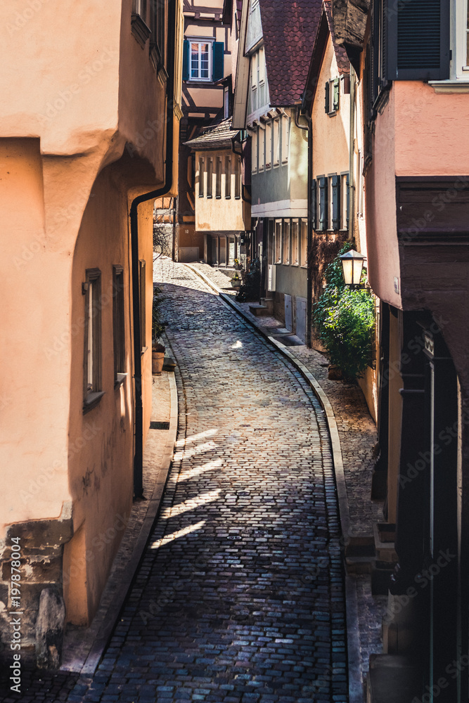 Fototapeta premium Cityscape with old, half-timbered buildings in romantic medieval town of Schwäbisch Hall in Baden-Württemberg, Germany