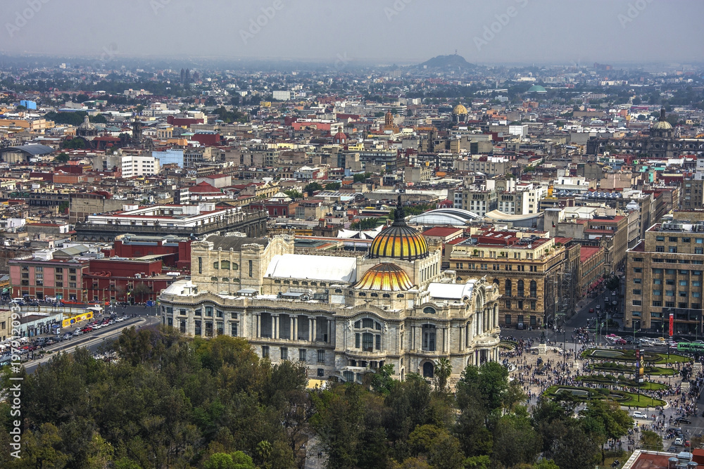Fototapeta premium Palacio de Bellas Artes or Palace of Fine Arts, a famous theater,museum and music venue in Mexico City