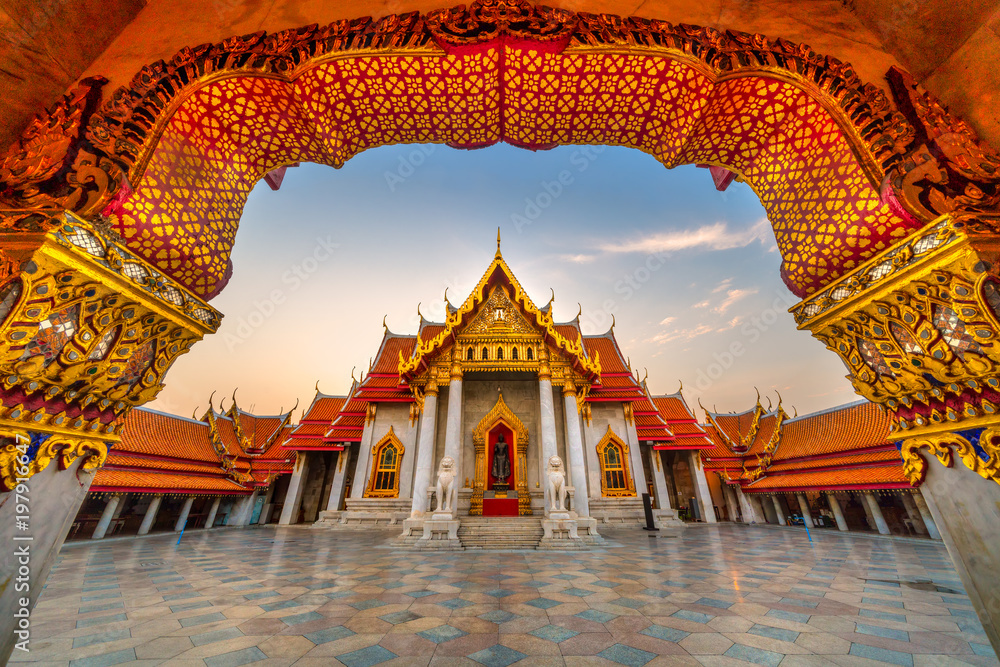 Naklejka premium Wat Benchamabophit Dusit wanaram. Bangkok, Tajlandia.