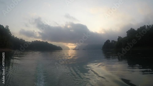 Thailand, Khao Sok Nationalpark, Ratchaprapha See, UHD 2.7K, SUNSET 