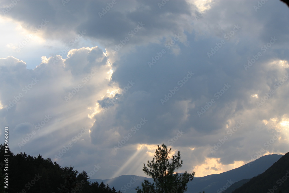 Fototapeta premium Raggi di sole