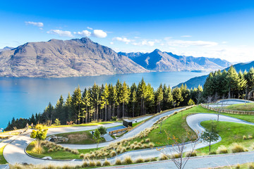 Crédence de cuisine Nouvelle-Zélande Queenstown entre lac et montagnes  © marabelo
