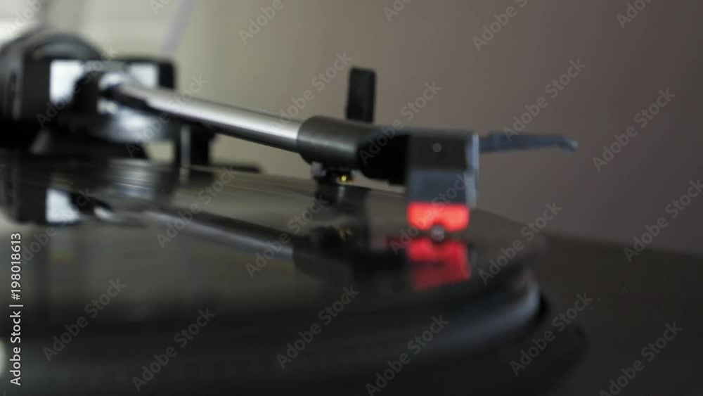 Spinning vinyl Spinning vinyl