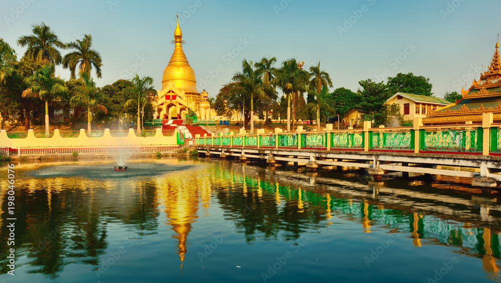 Maha Wizaya pagoda in Yangon. Myanmar. Panorama