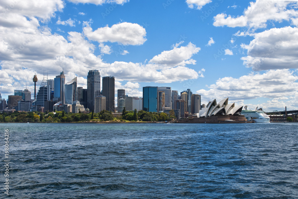 Fototapeta premium Panoramę miasta Sydney w Australii