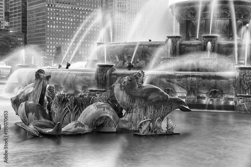 фотография Buckingham fountain Chicago, USA.