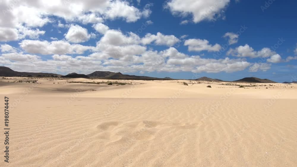 Dünen von Corralejo, Sanddünen, Ökosystem, Fuerteventura, Sand, Weite, Himmel, Wolken, Freiheit, 4K Dünen von Corralejo, Sanddünen, Ökosystem, Fuerteventura, Sand, Weite, Himmel, Wolken, Freiheit, 4K