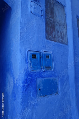 Maroc, Chefchaouen, quartier historique, village bleu, compteurs électriques © Cécile Patry-Morel