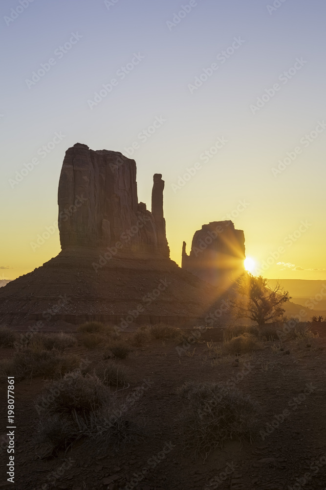 Monument Valley Sunstar