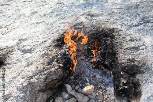 Die brennenden Steine von Yanartas