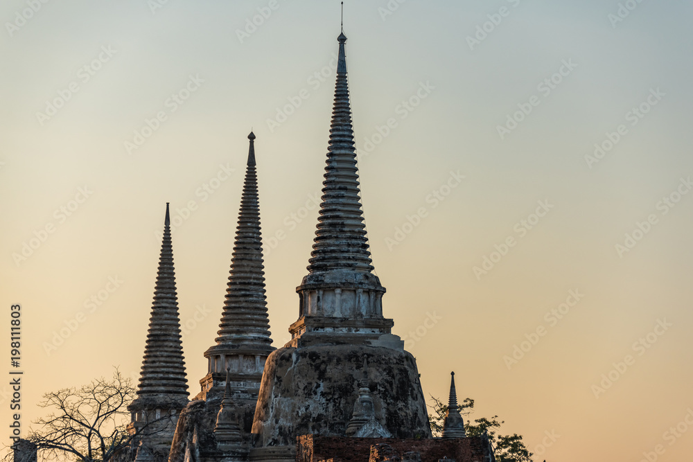 Fototapeta premium Picturesque Wat Phra Si Sanphet temple